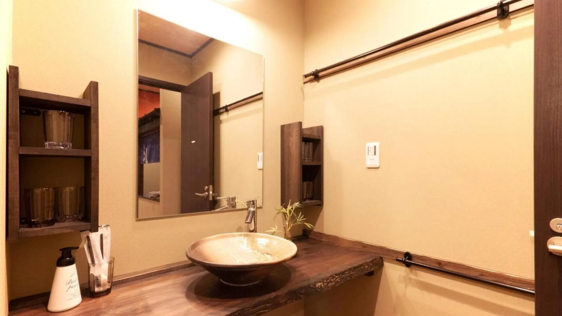 Yadoya Asakusa-Honkan - Vacation Stay 92044V Токио